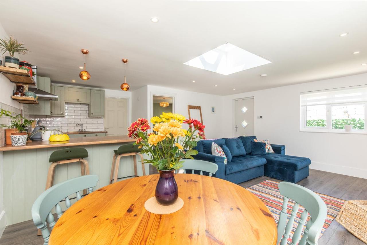 Beach, Hills, Food, Scenic Walks-The Kelp House. Peacehaven 外观 照片